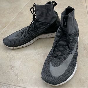 Nike Flyknit High Top Free Rn 5.0